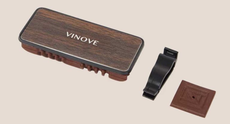 Action autogeur Vinove Rome Wood, Rituals dupe