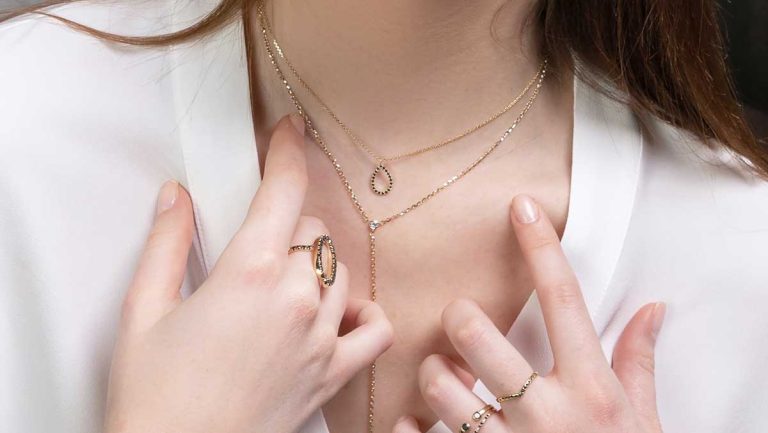 Action swarovski sieraden