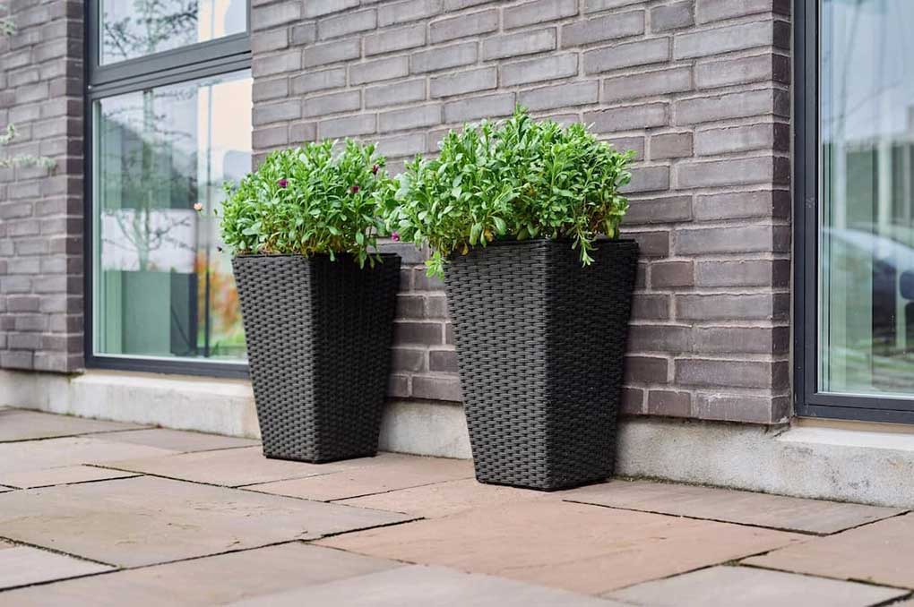 stijlvolle rotan plantenbakken