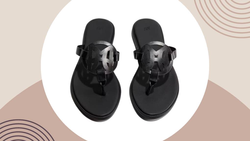 H&M teenslippers monogram